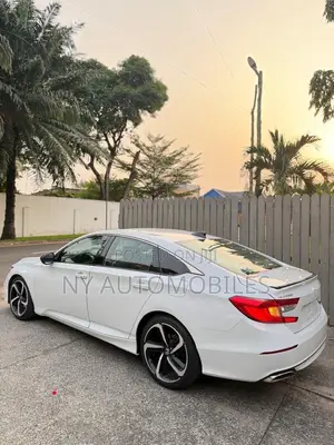 Honda Accord Sport 2.0T 2021 White