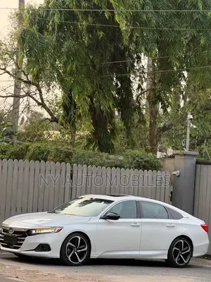 Honda Accord Sport 2.0T 2021 White