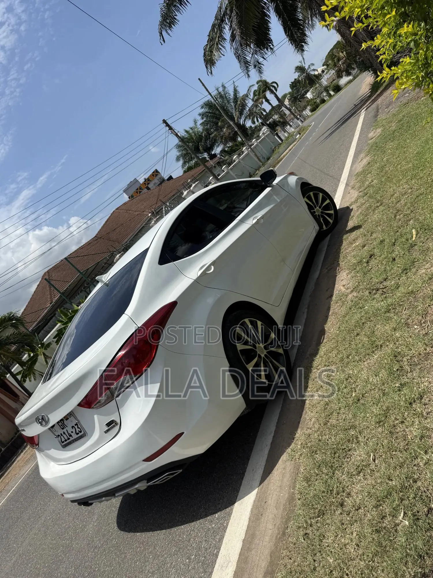 Hyundai Elantra 2013 White
