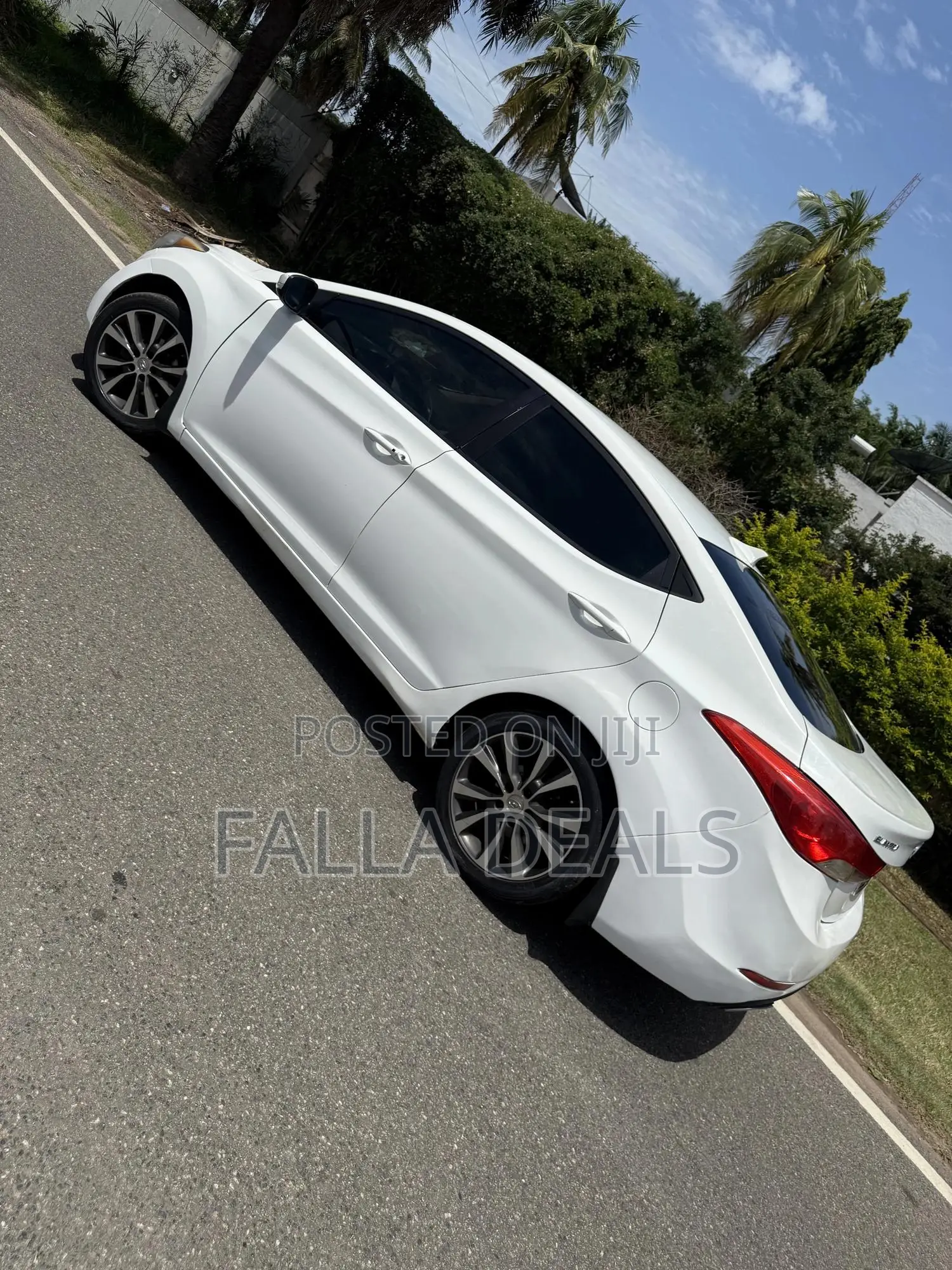 Hyundai Elantra 2013 White