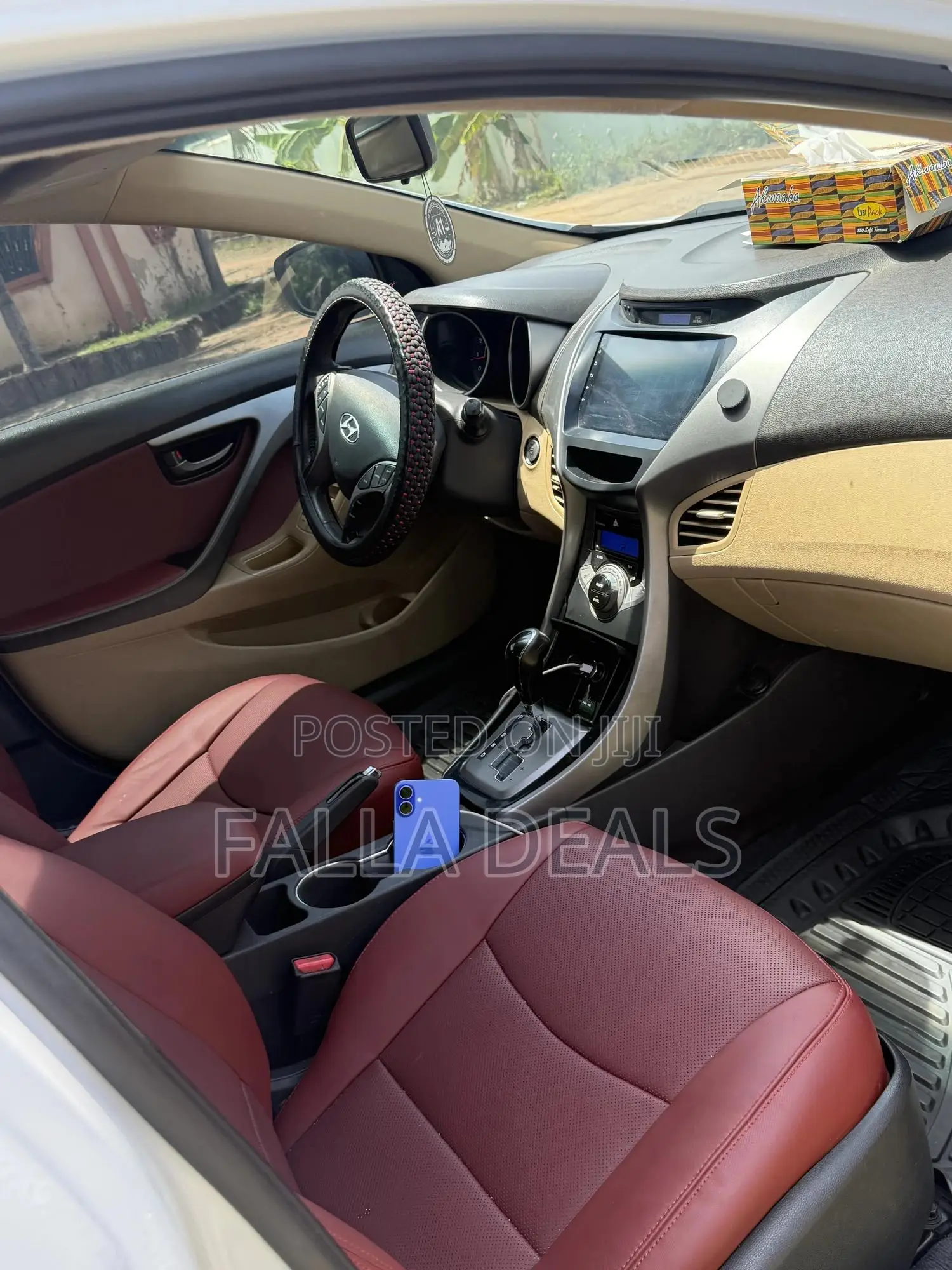 Hyundai Elantra 2013 White