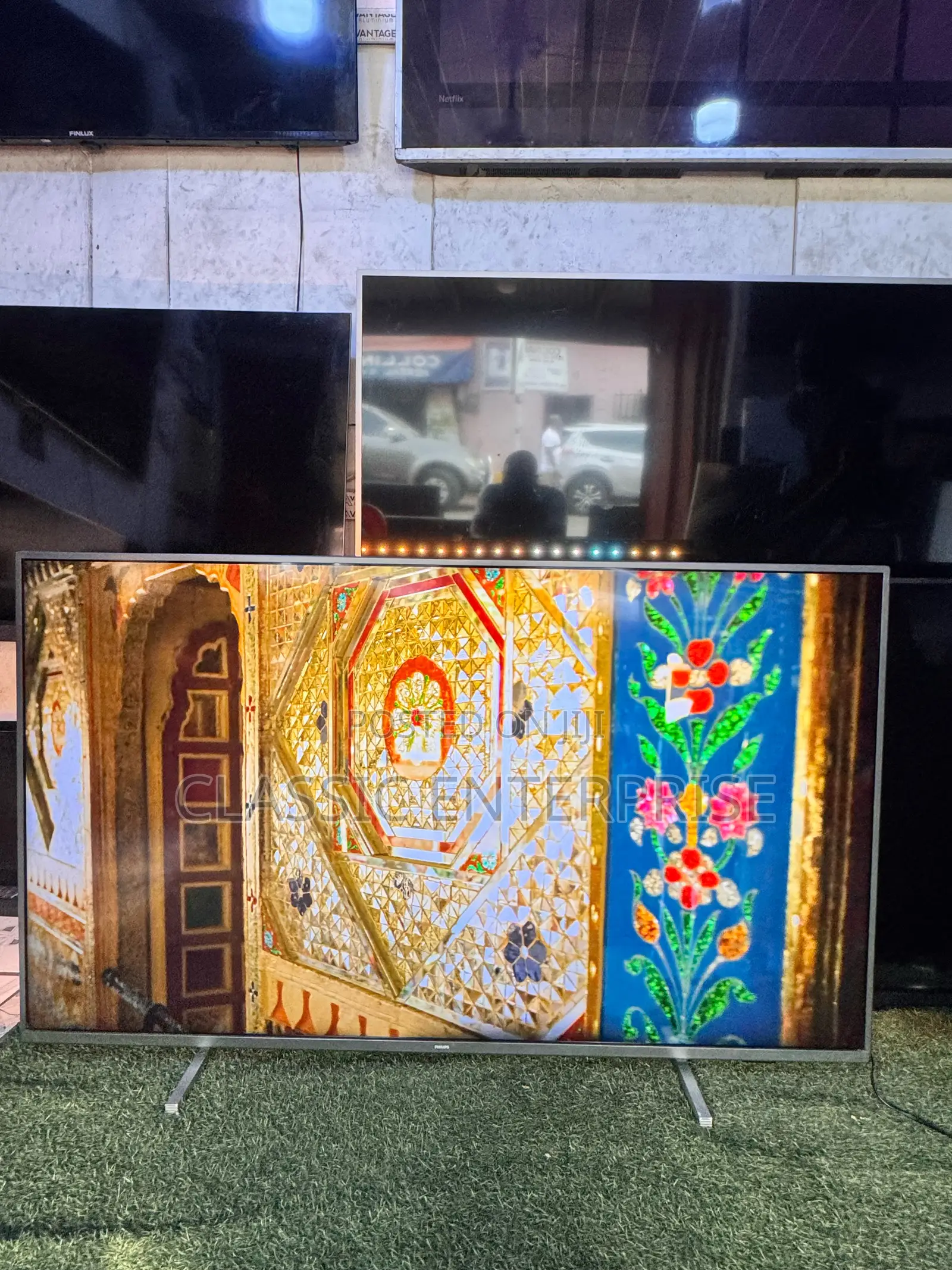 Philips Smart Uhd 3 Sided Ambi Light Digital Satelite Tv 2021 Model