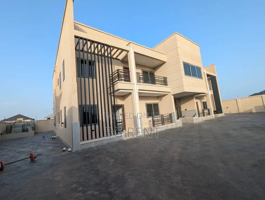 2bdrm Apartment in Prampram for rent