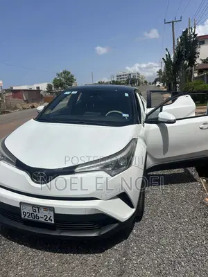 Toyota C-HR LE FWD 2019 White
