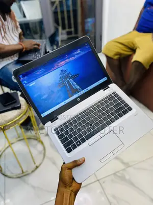 Laptop HP MT43 8GB AMD A8 SSD 128GB