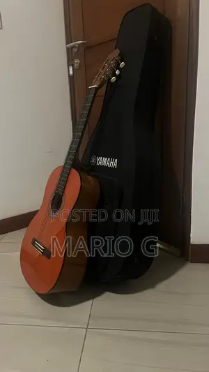 Yamaha C40 Classical Guitar