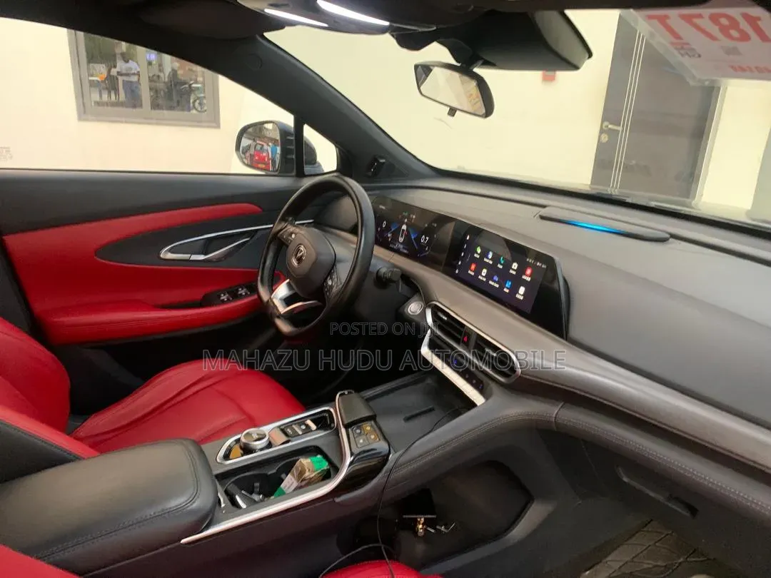 Changan UNI-T 1.5 FWD 2020 Black