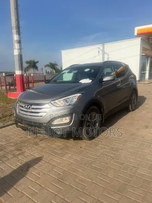 Hyundai Santa Fe SE FWD 2016 Silver