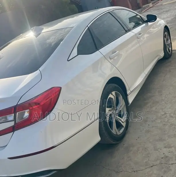 Honda Accord 2019 White