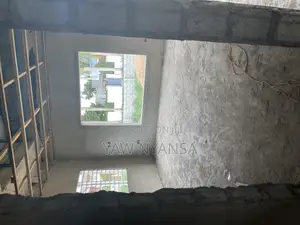 3bdrm Duplex in Bn Estate, Oyarifa for sale