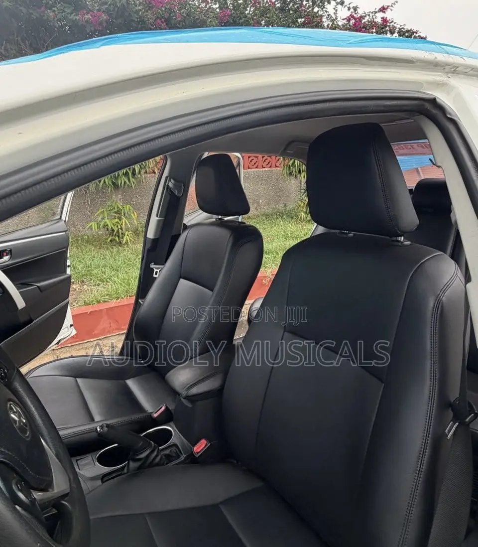 Toyota Corolla 2020 White