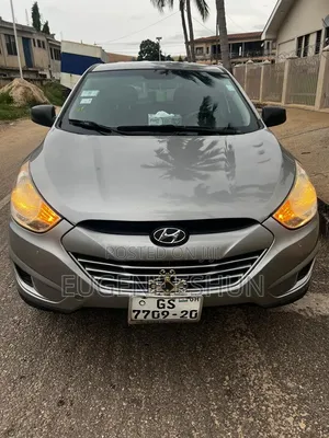 Hyundai Tucson 2012 Silver