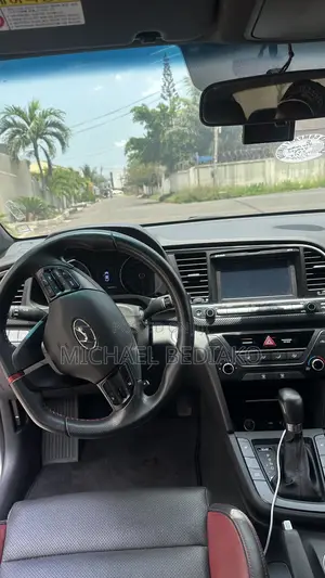 Hyundai Avante 2018 Black