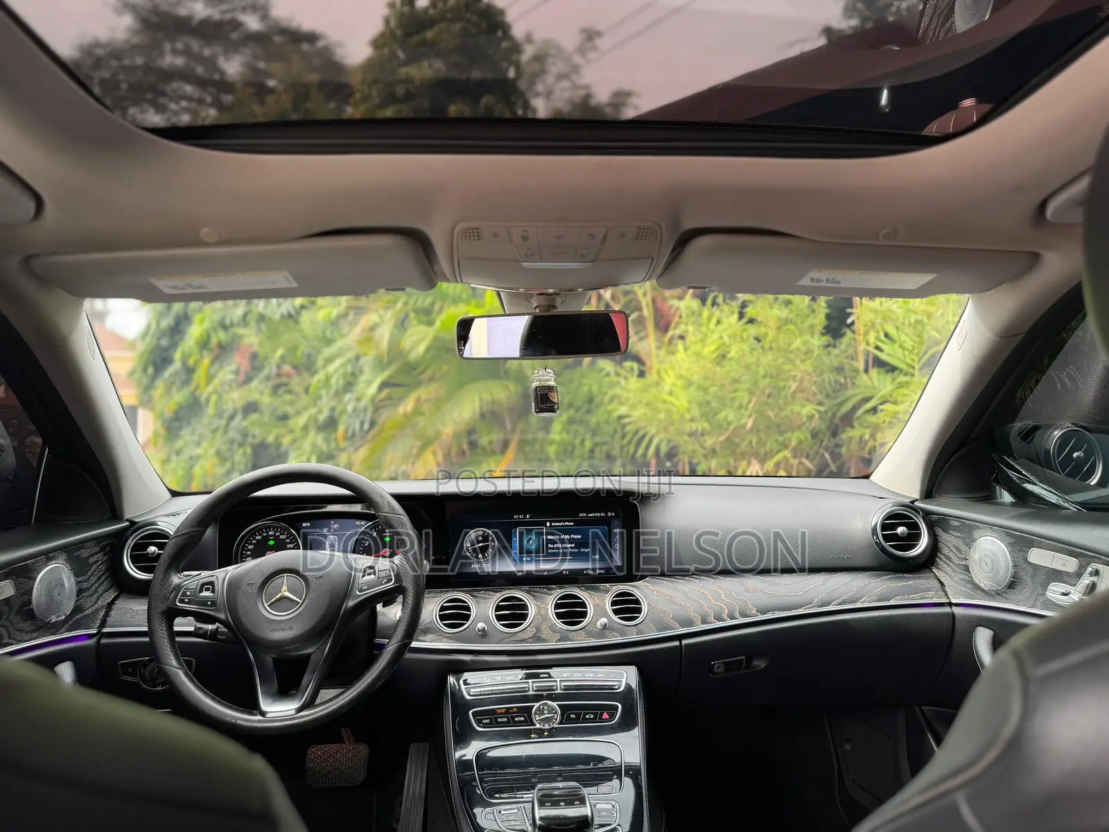 Mercedes-Benz E300 4Matic AWD Sedan (2.0L 4cyl 9A) 2017 Gray