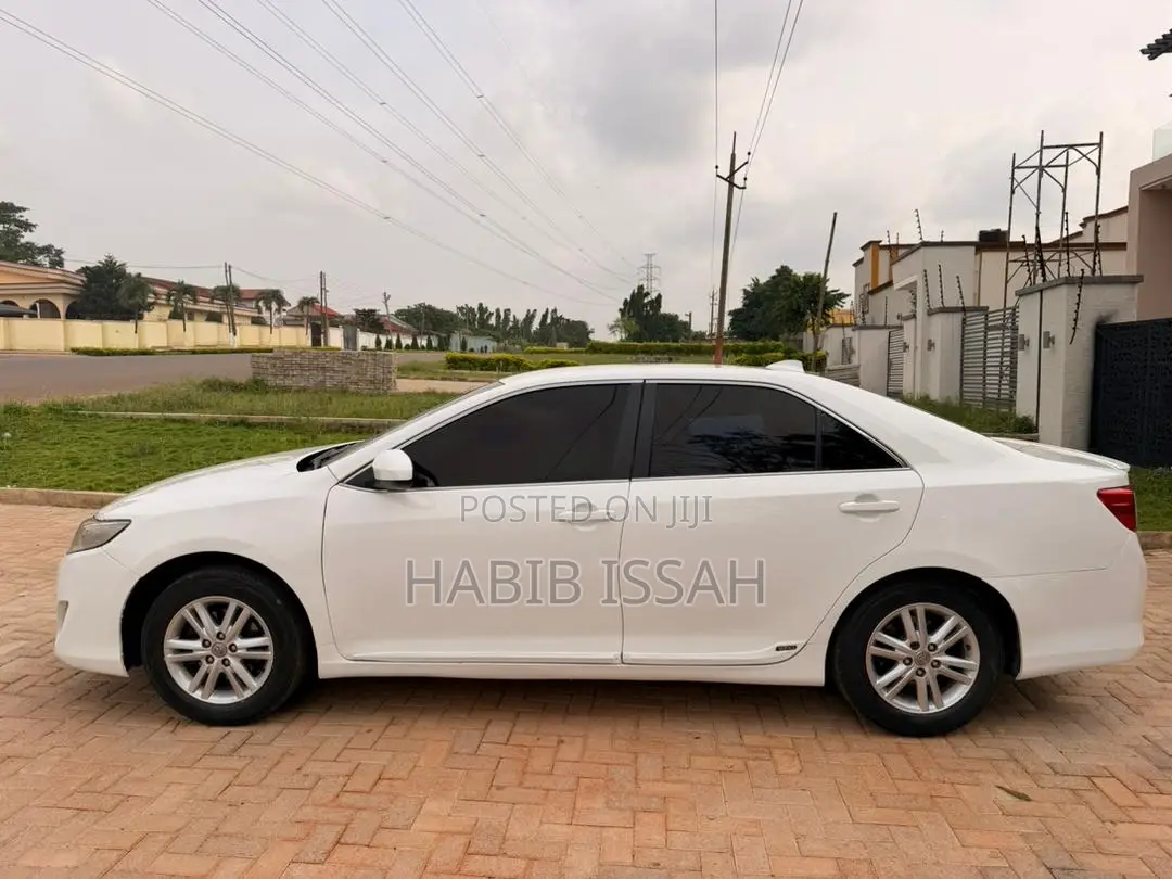 Toyota Camry 2014 White