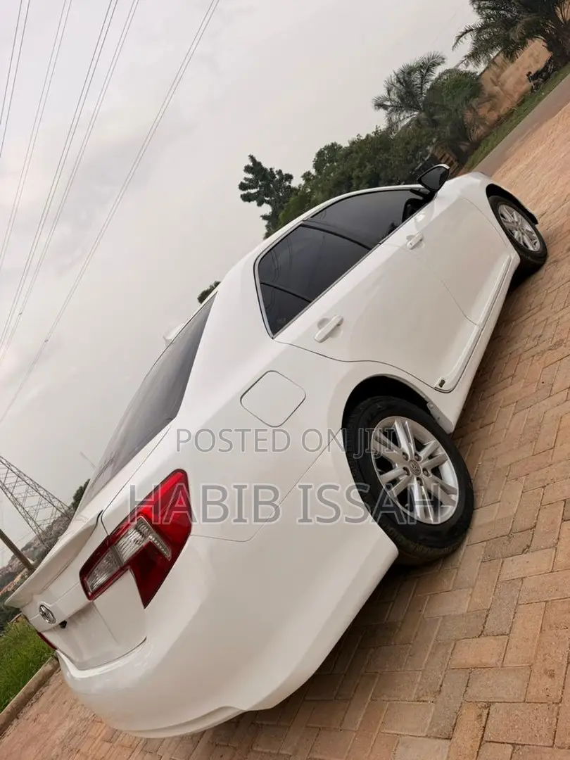 Toyota Camry 2014 White