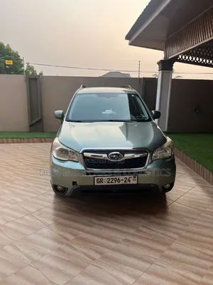 Subaru Forester 2.0XT Premium 4dr SUV AWD (2.0L 4cyl Turbo CVT) 2015