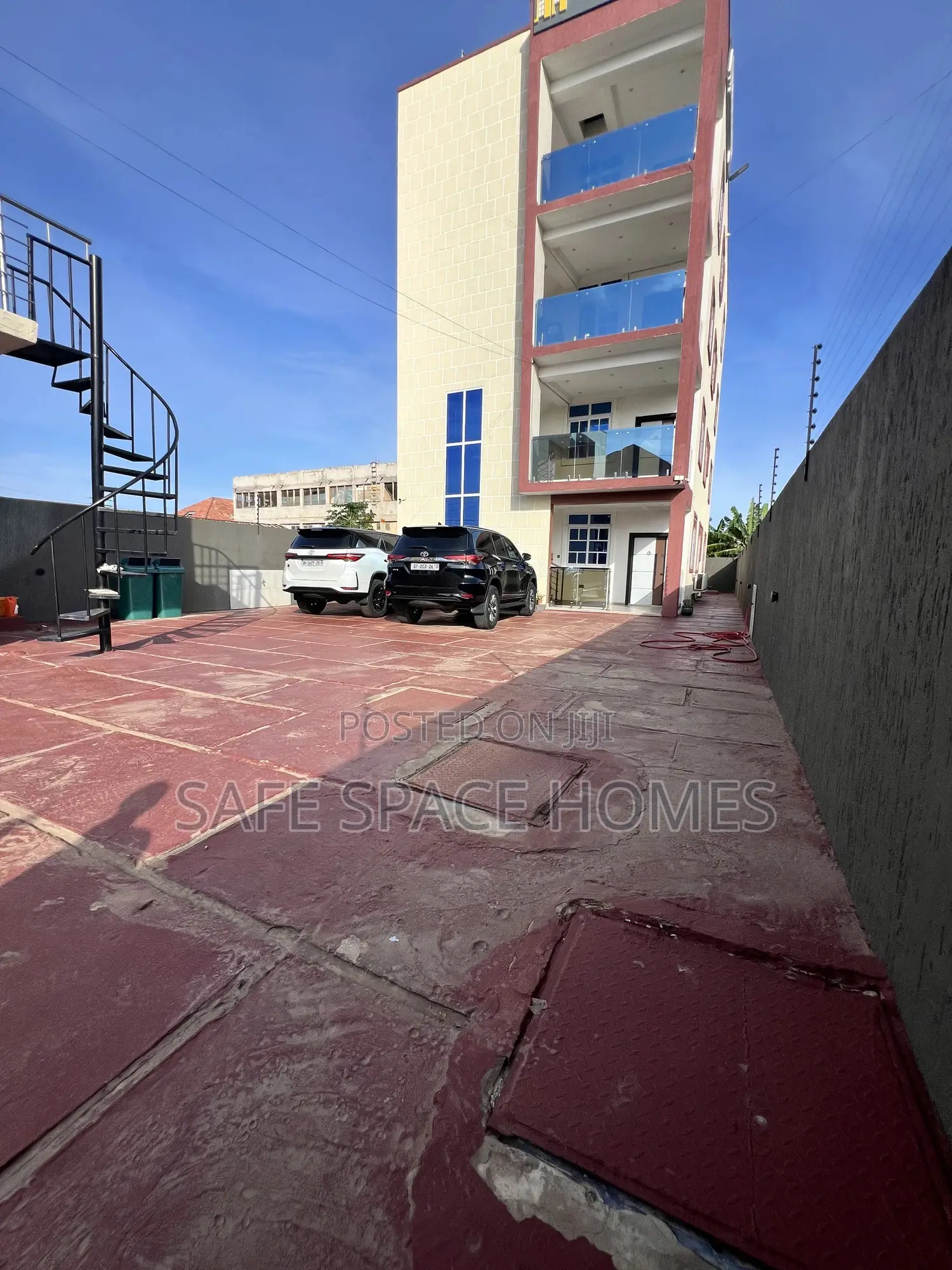 3bdrm Apartment in Burma Camp for rent