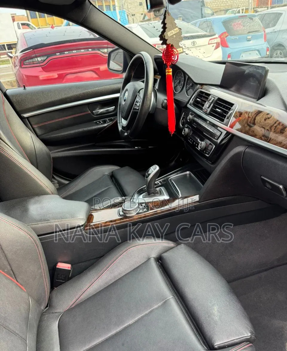 BMW 328i 2016 Black