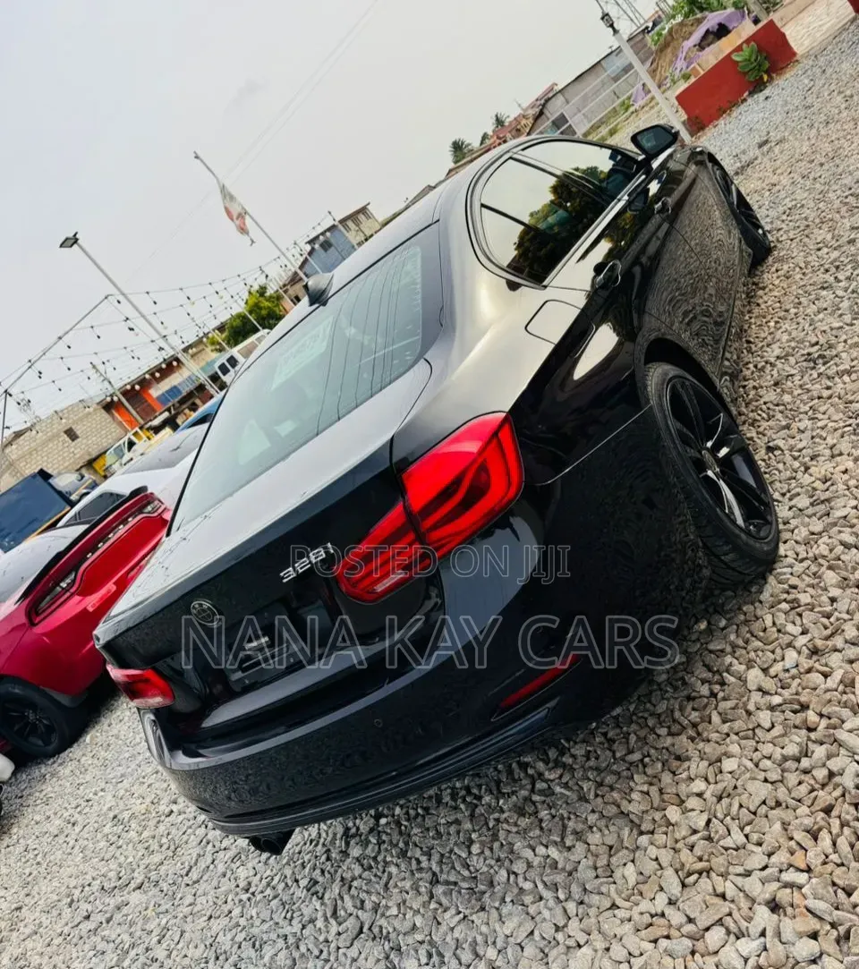 BMW 328i 2016 Black