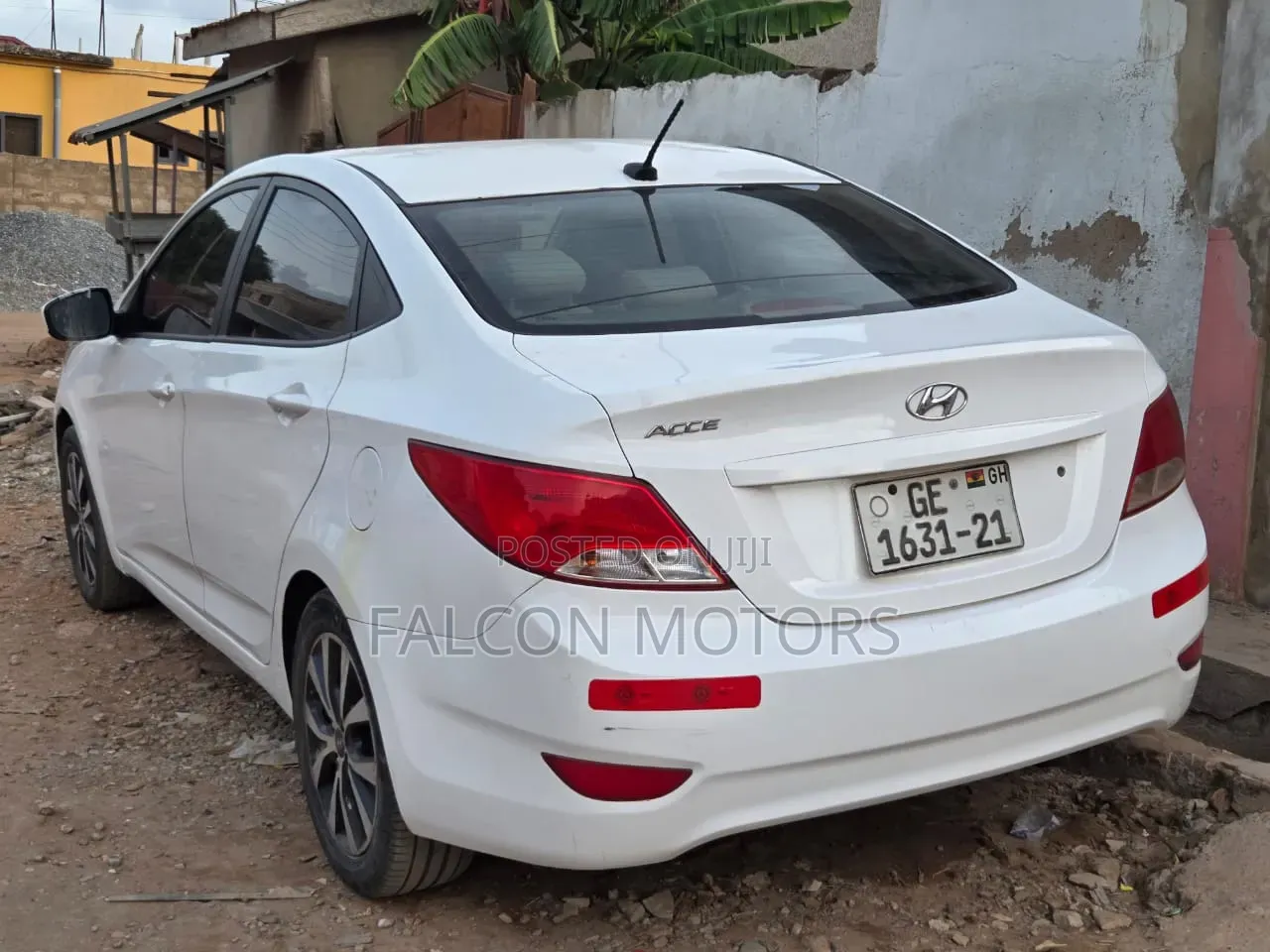 Hyundai Accent SE Sedan 2016 White