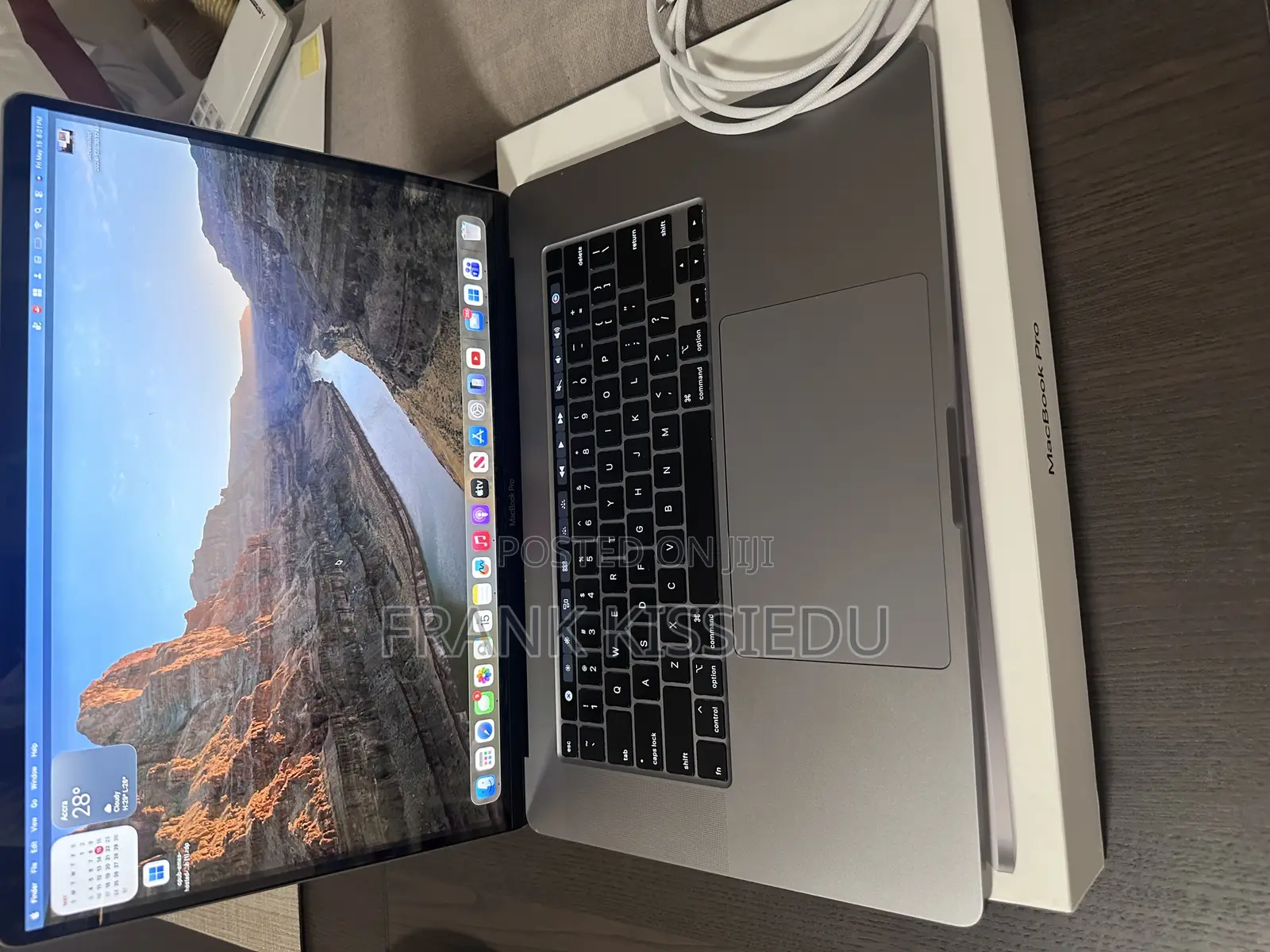 Laptop Apple MacBook Pro 2020 16GB Intel Core i7 SSD 512GB
