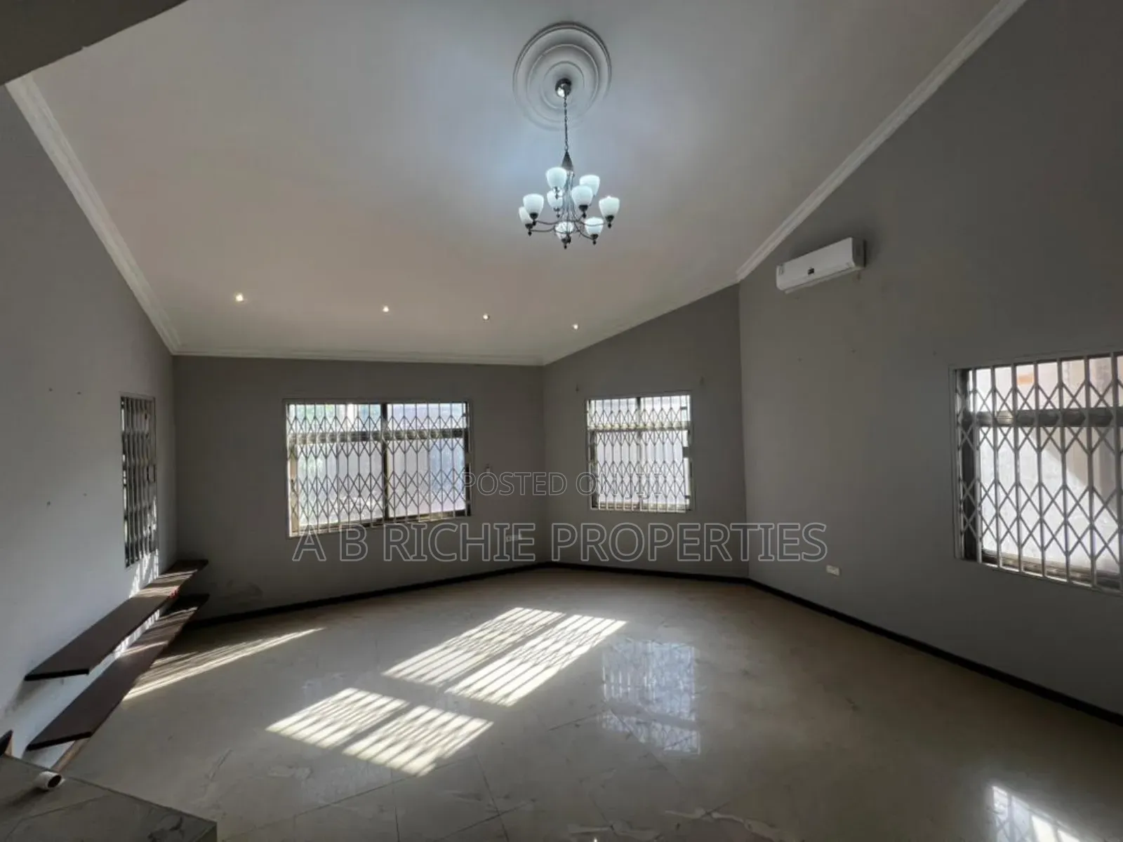 4bdrm House in Ab Richie Properties, Boundary Road Area for rent