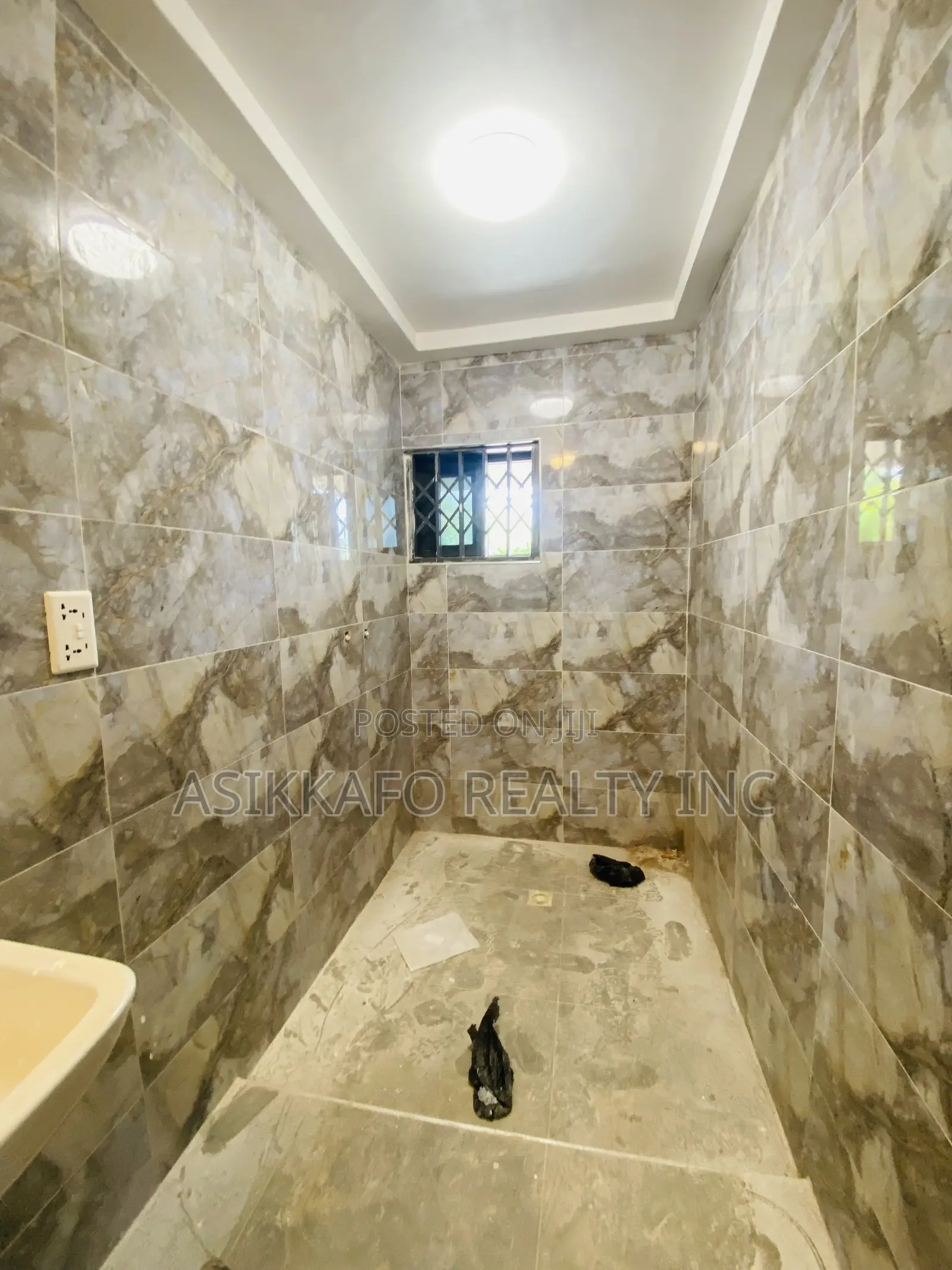 2bdrm Apartment in Manet-Agblezaa, Spintex for rent