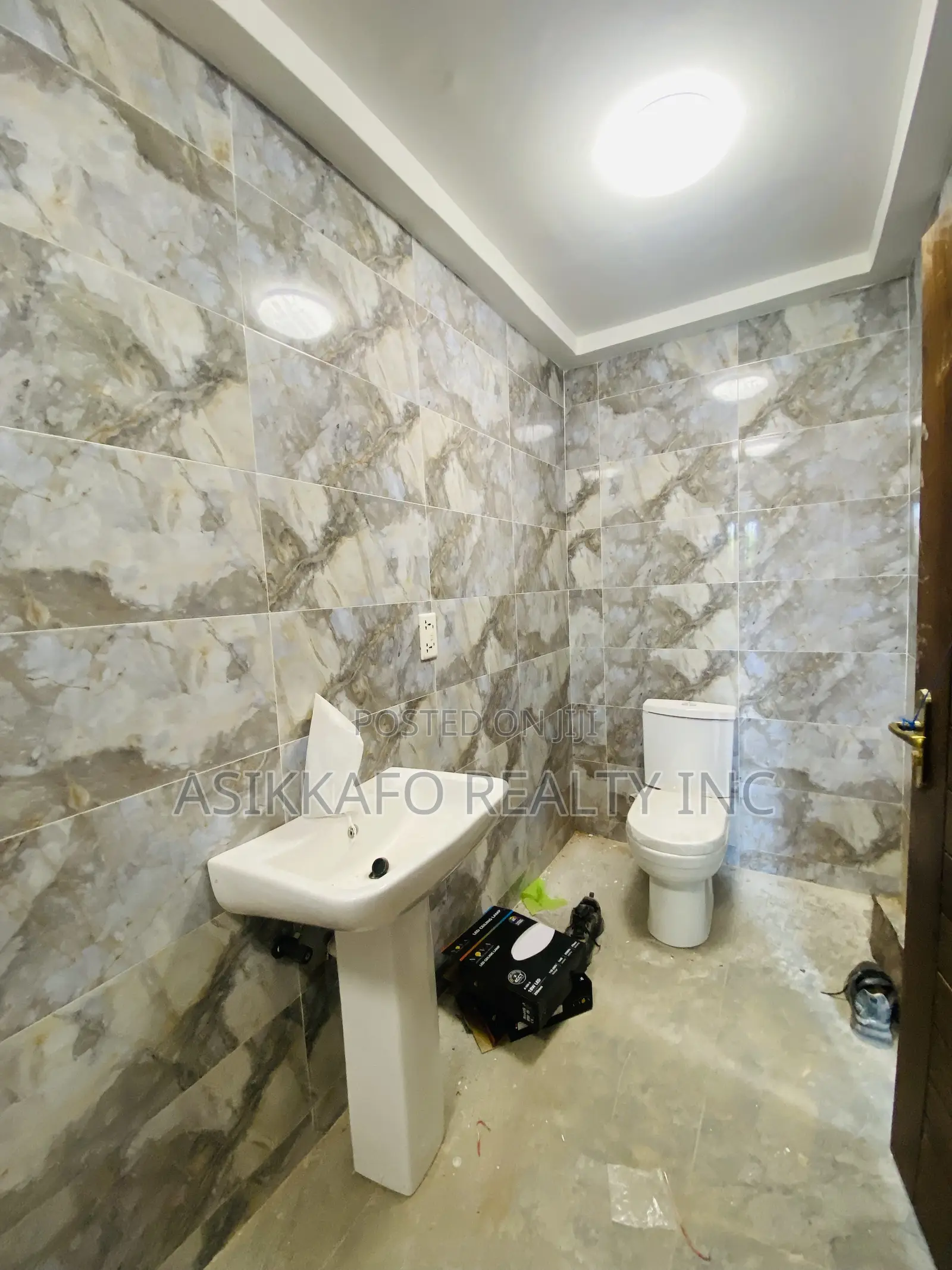 2bdrm Apartment in Manet-Agblezaa, Spintex for rent