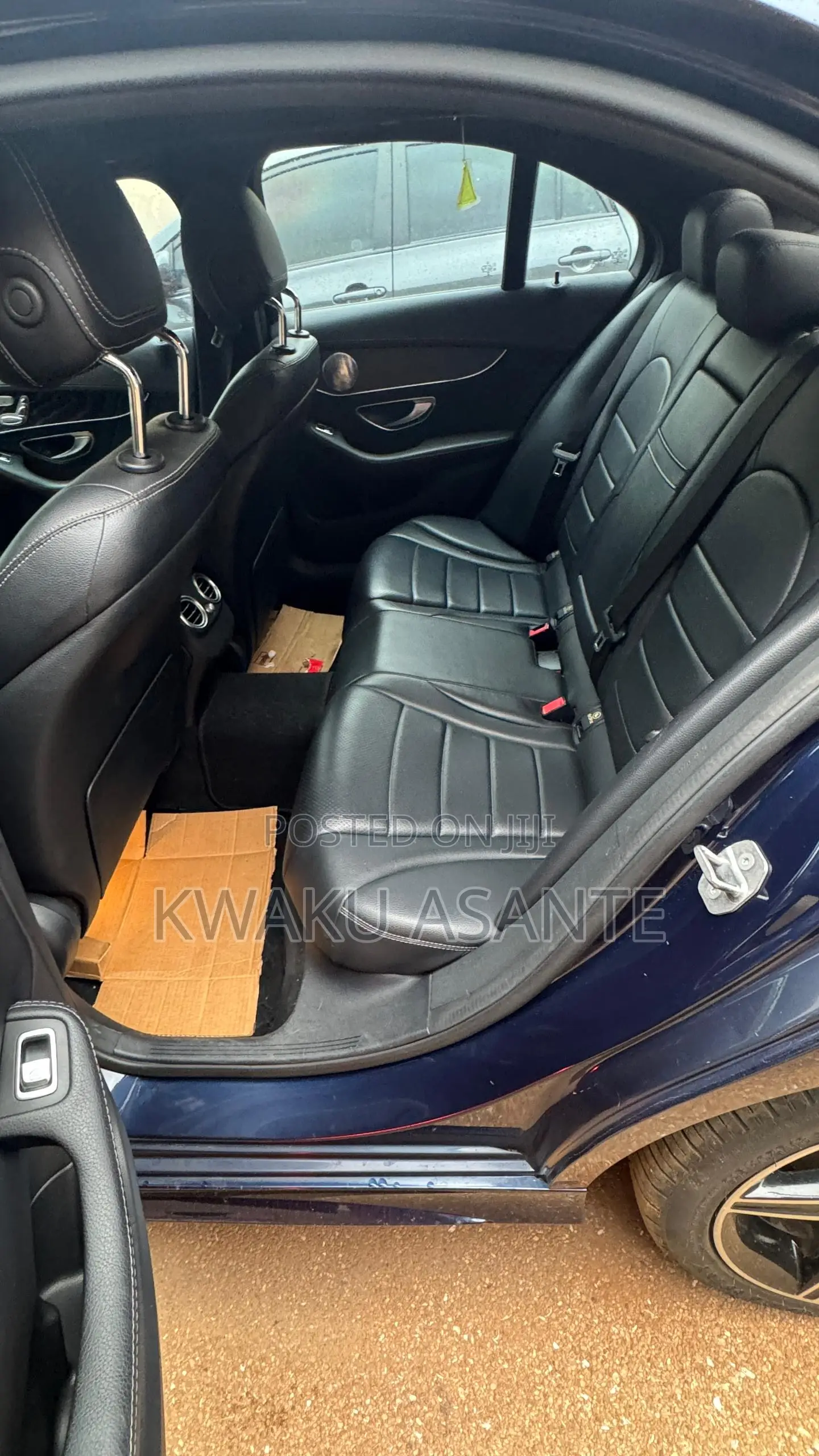 Mercedes-Benz C300 2017 Black