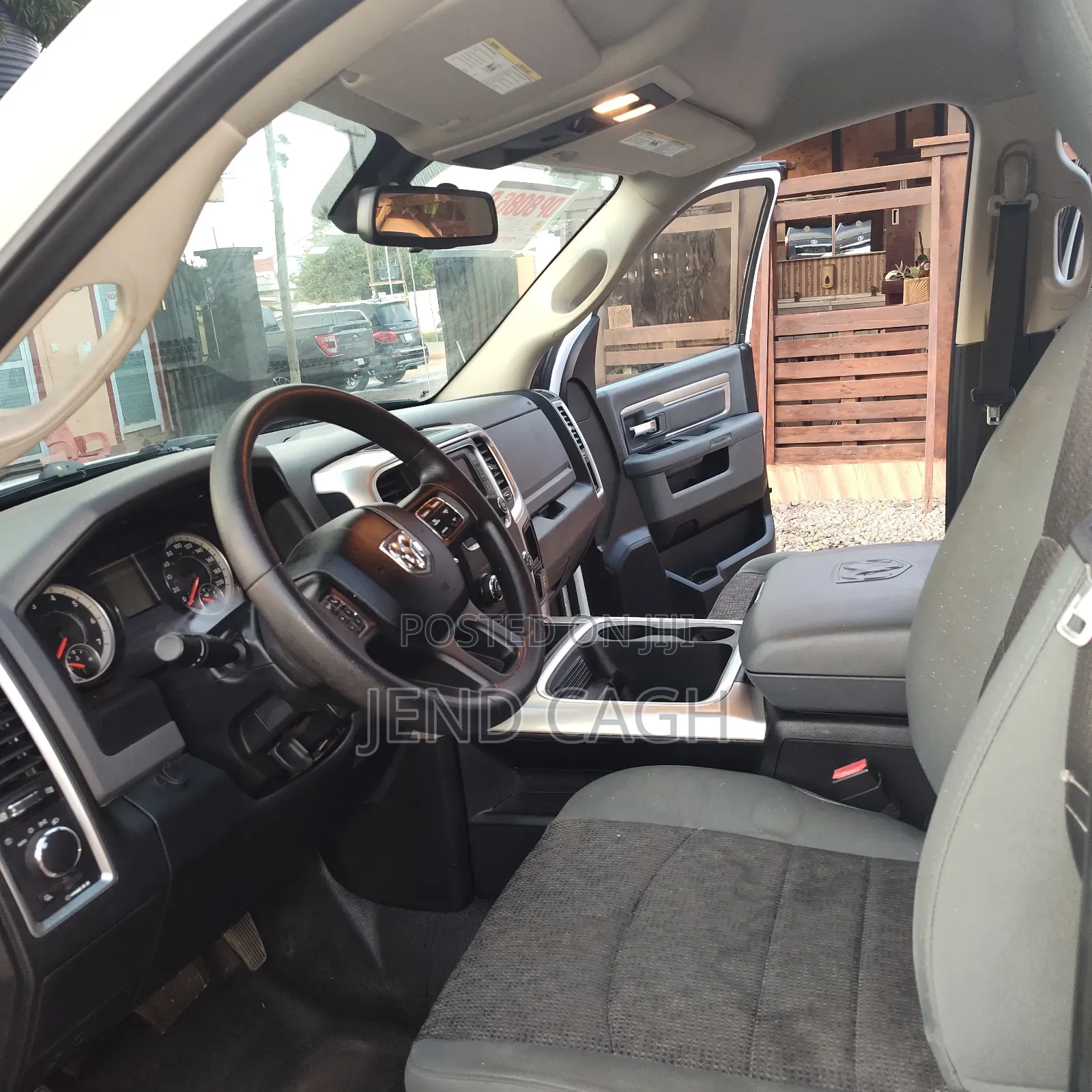 Dodge RAM 1500 5.7 Petrol AWD 2016 White