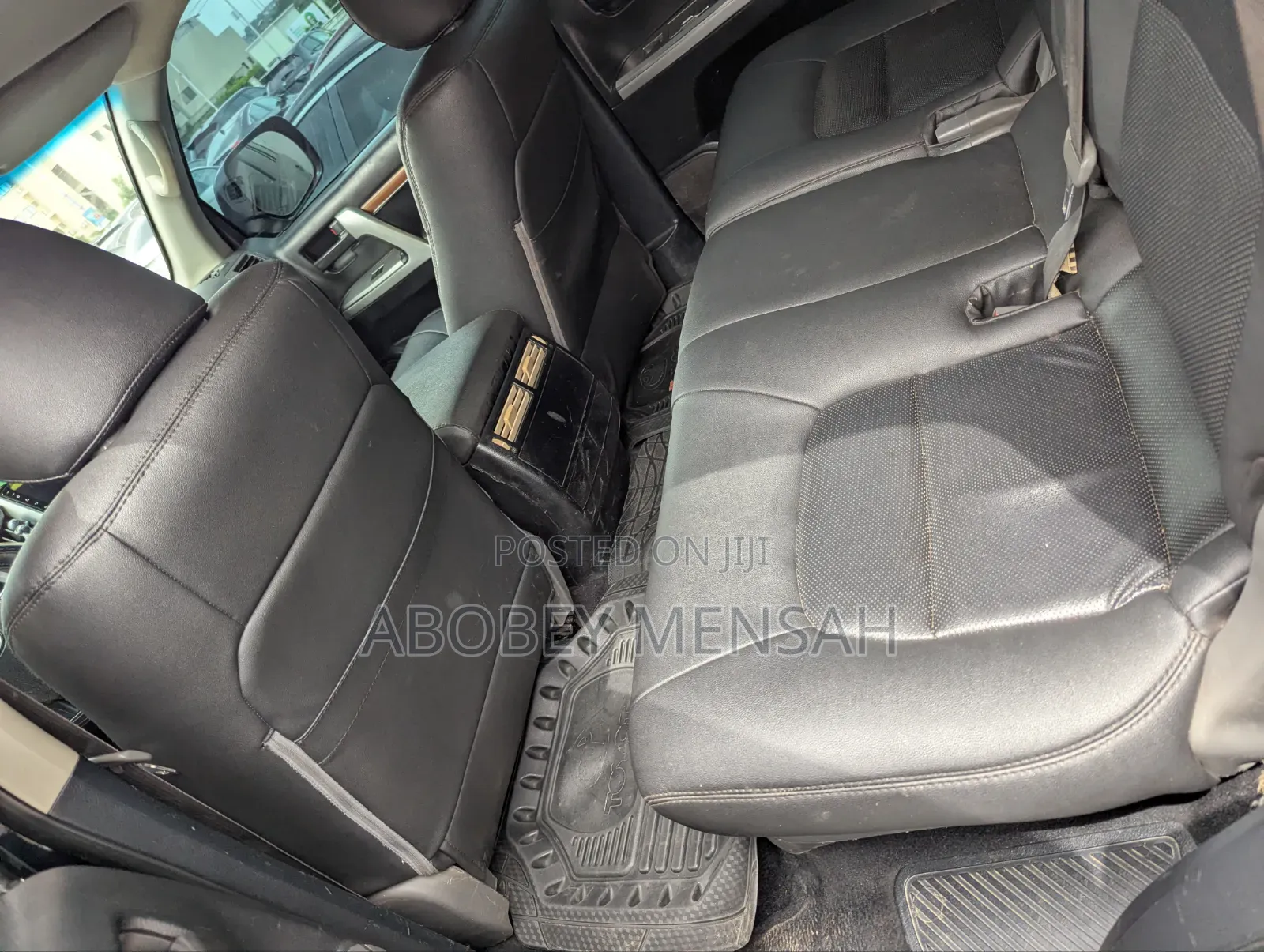 Toyota Land Cruiser 5.7 V8 2012 Black