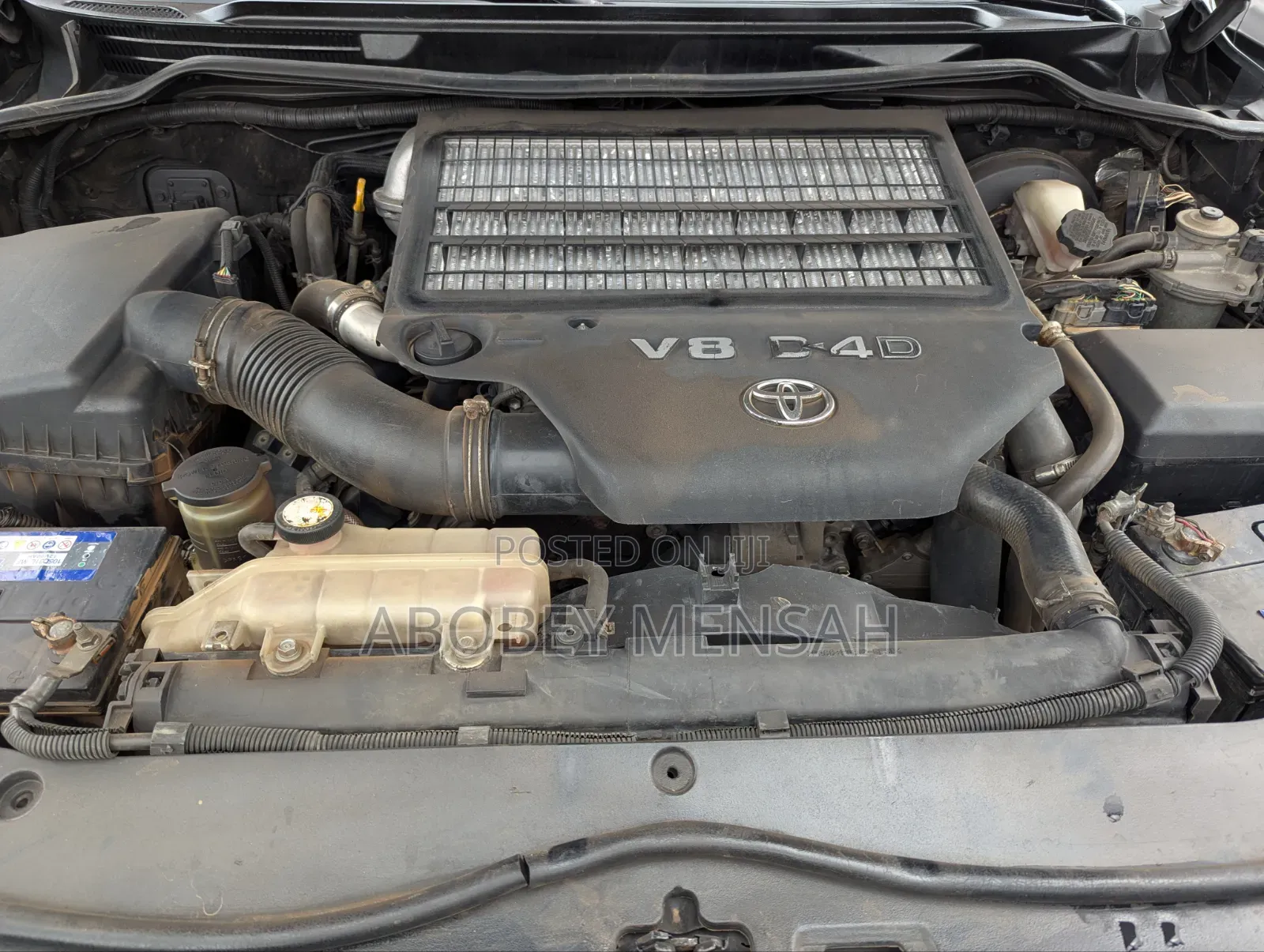 Toyota Land Cruiser 5.7 V8 2012 Black