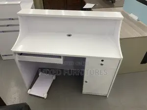 Quality Morden Front Desk
