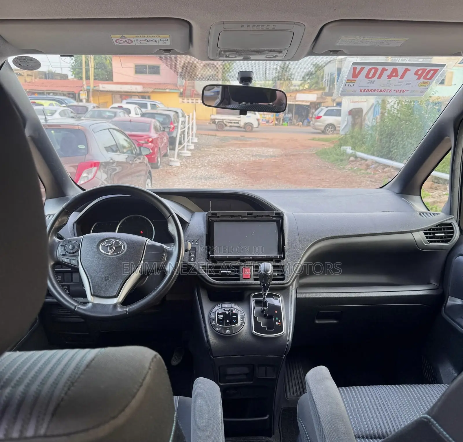 Toyota Voxy SV Premium 2014 Black