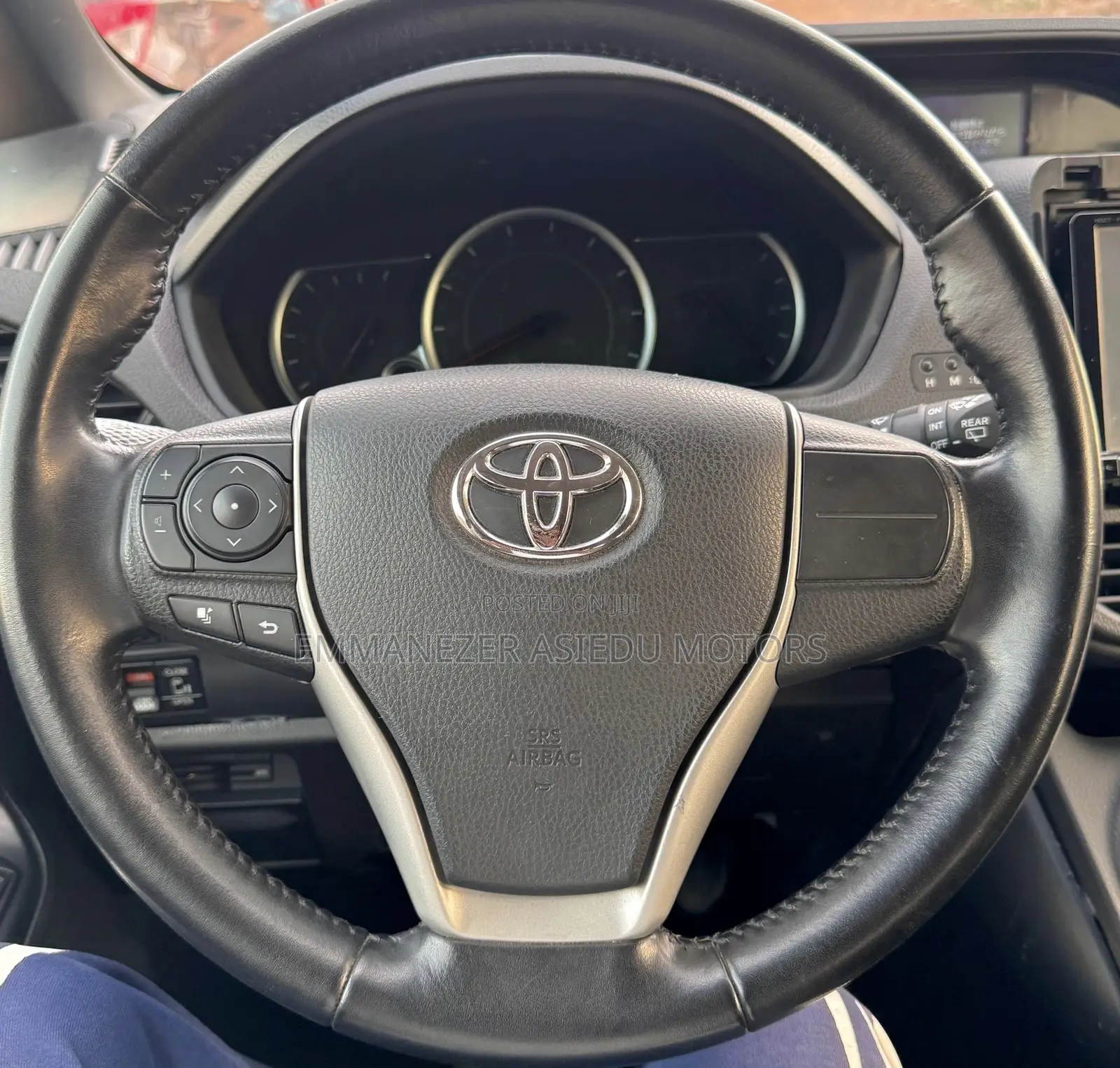 Toyota Voxy SV Premium 2014 Black