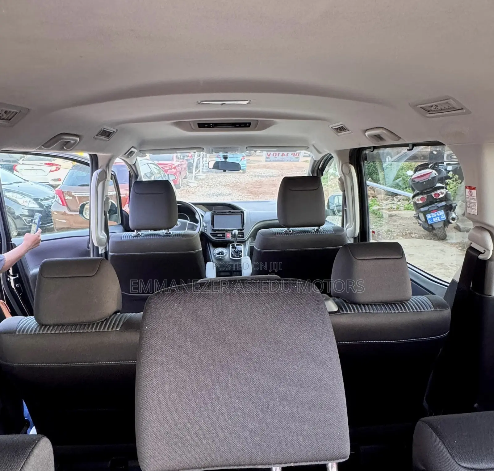 Toyota Voxy SV Premium 2014 Black