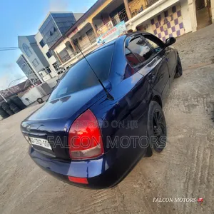 Hyundai Elantra GLS 2004 Blue