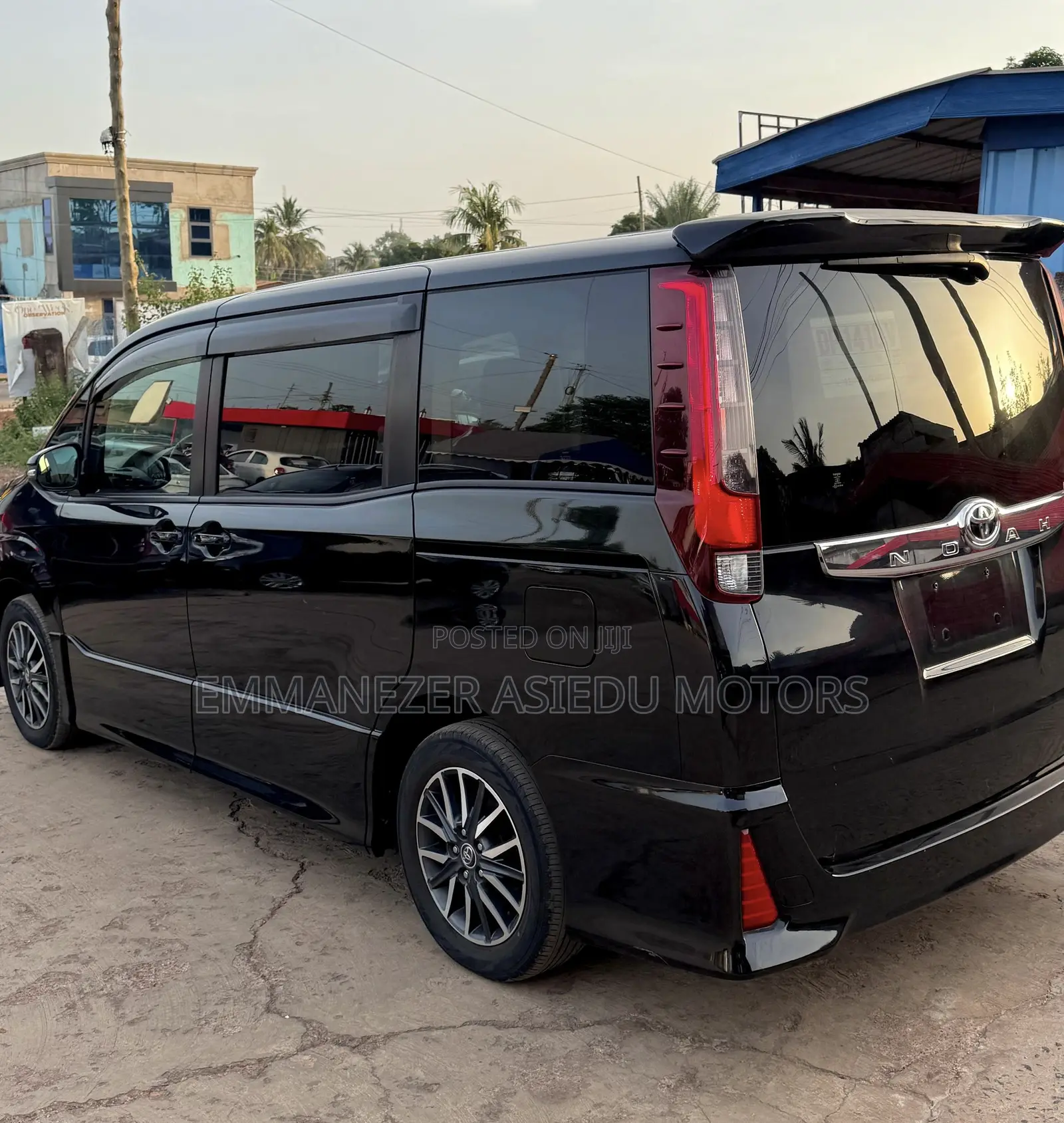 Toyota Voxy SV Premium 2014 Black