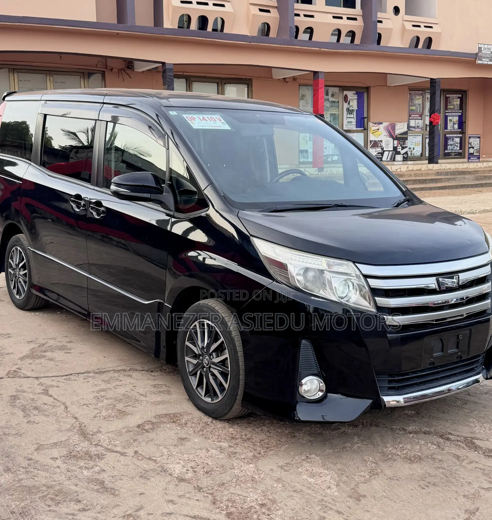 Toyota Voxy SV Premium 2014 Black