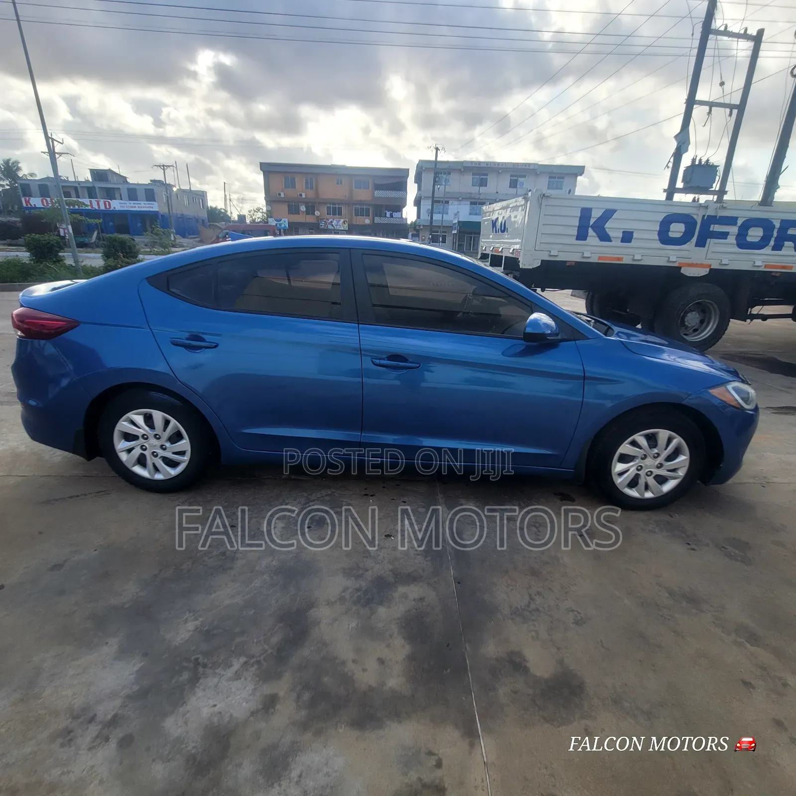 Hyundai Elantra SE Sedan FWD (2.0L 4cyl 6M) 2017 Blue