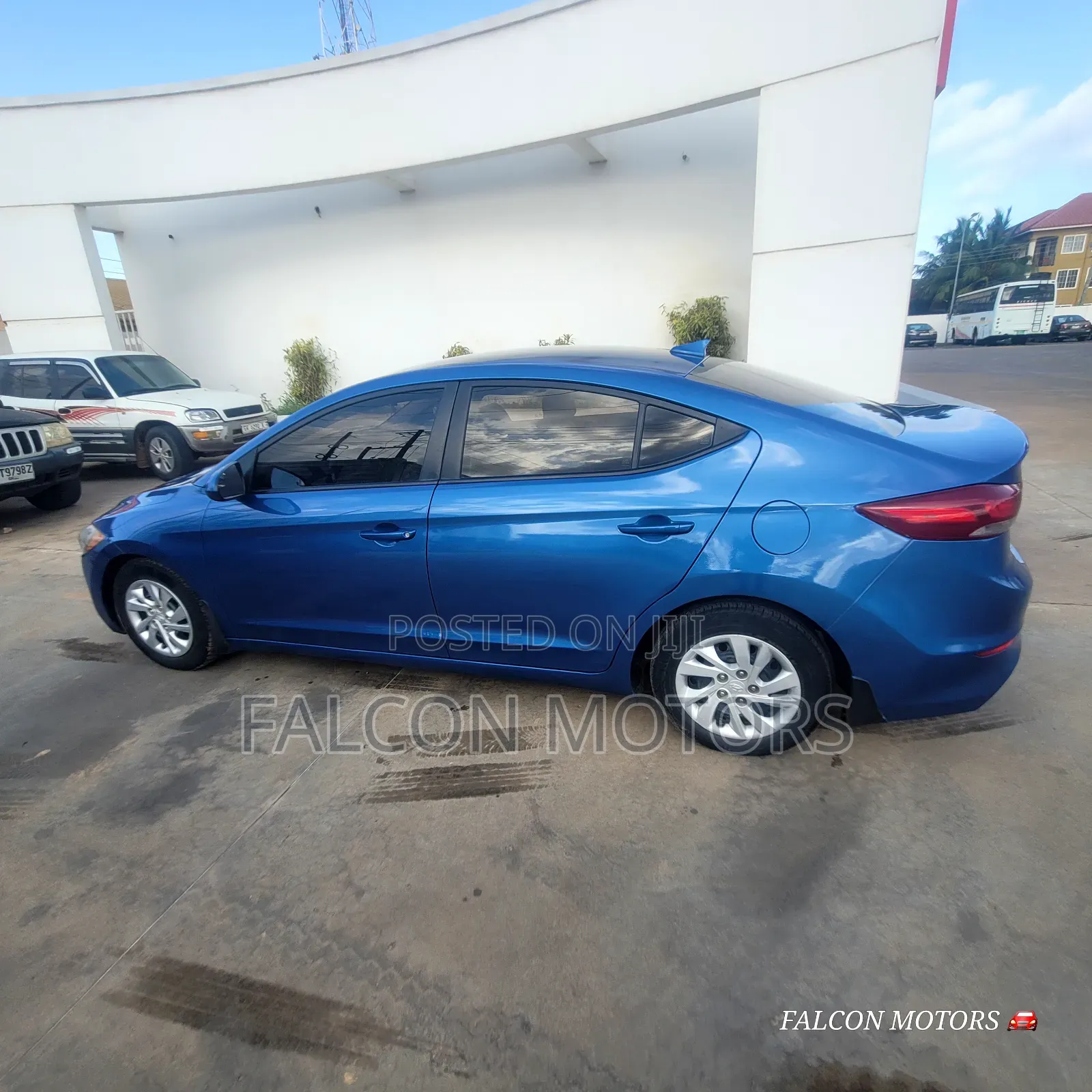 Hyundai Elantra SE Sedan FWD (2.0L 4cyl 6M) 2017 Blue