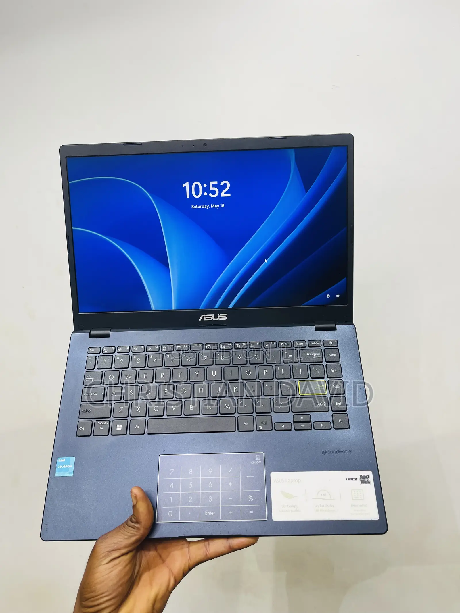 Laptop Asus Vivobook E410M 4GB Intel SSD 60GB