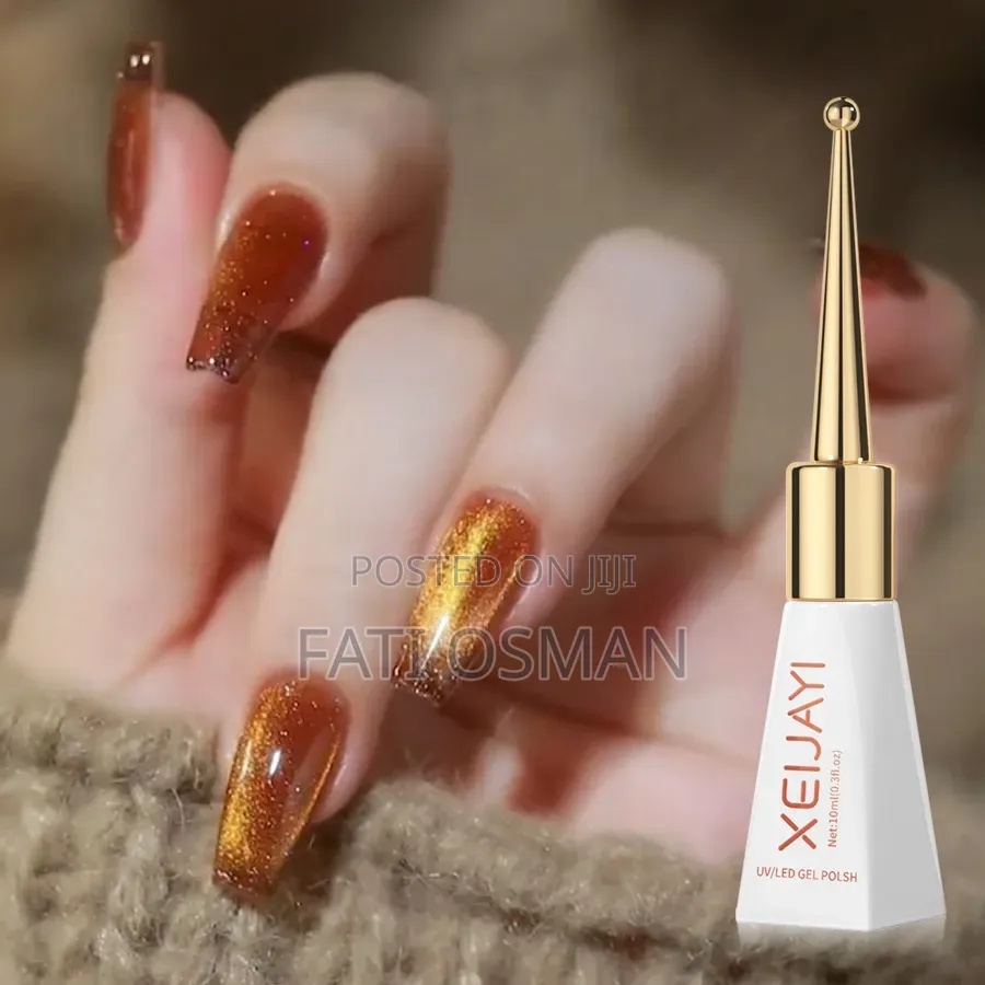 Cat-Eye Gel Polish