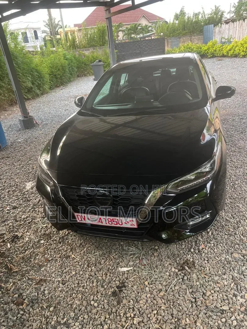 Nissan Sentra SR 2021 Black