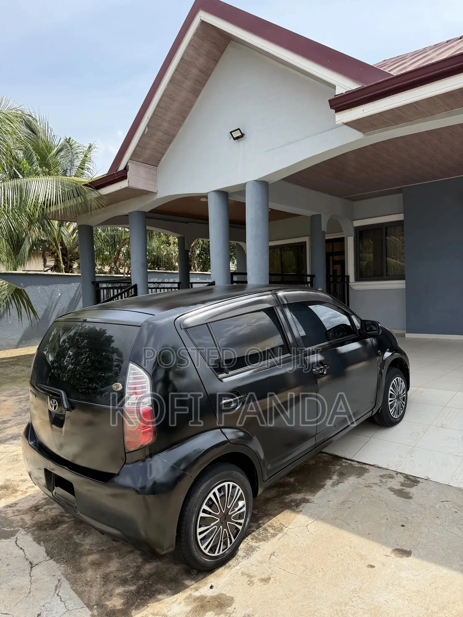 Toyota Passo 2010 Black