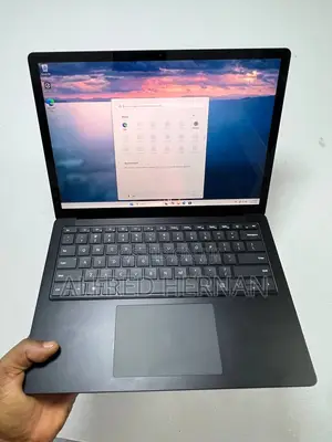 Laptop Microsoft Surface 3 8GB Intel Core i5 SSD 256GB