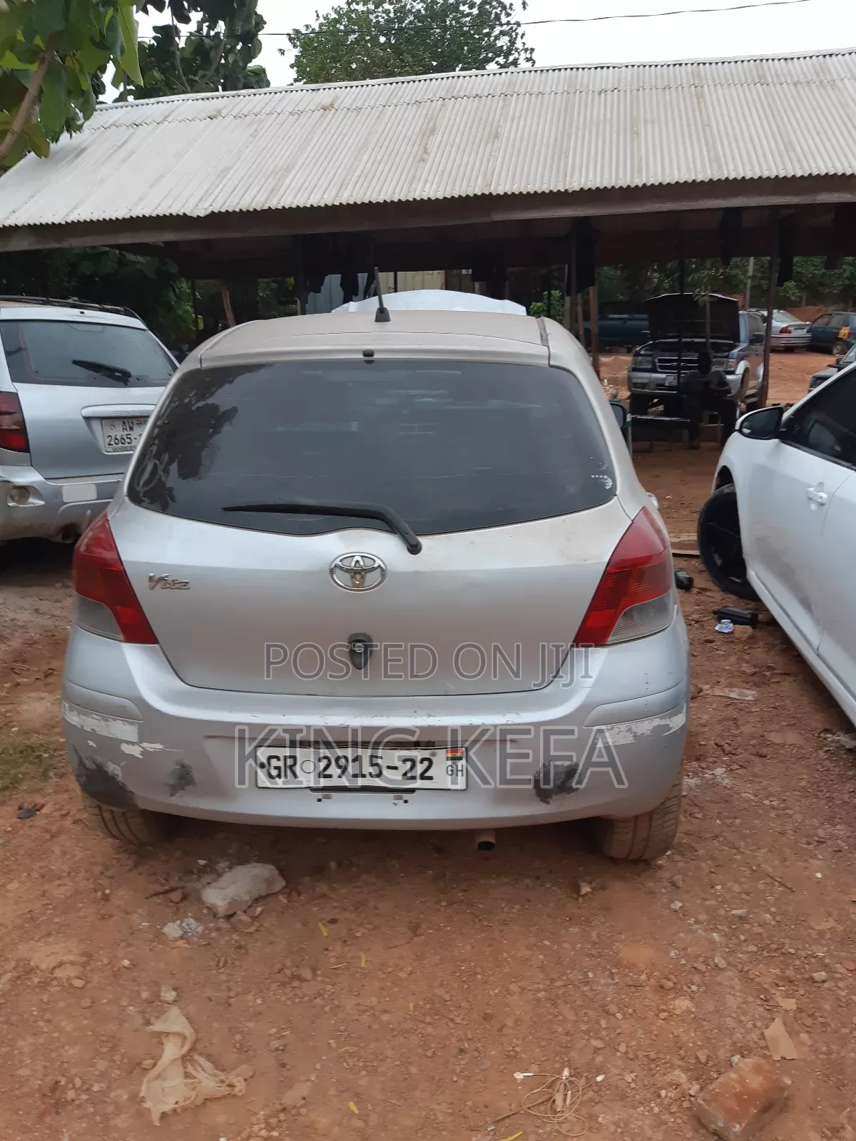 Toyota Vitz 1.3 AWD 5dr 2010 Silver
