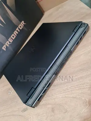 New Laptop Acer Predator Helios Neo 16 16GB Intel Core i9 SSD 1T