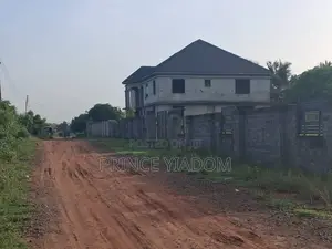 5bdrm House in Prampram for sale